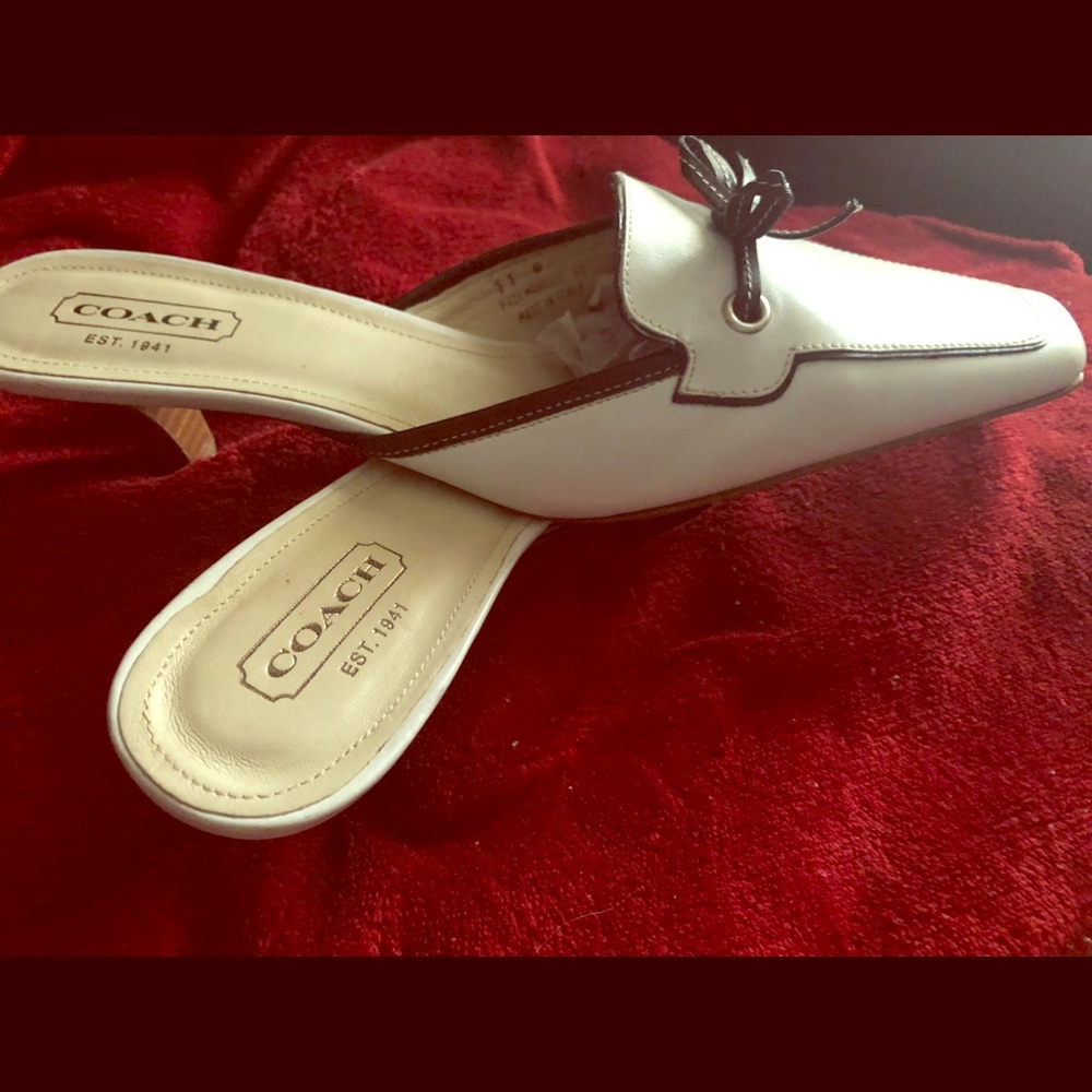 Coach slip on  Timeless Class. Comfy